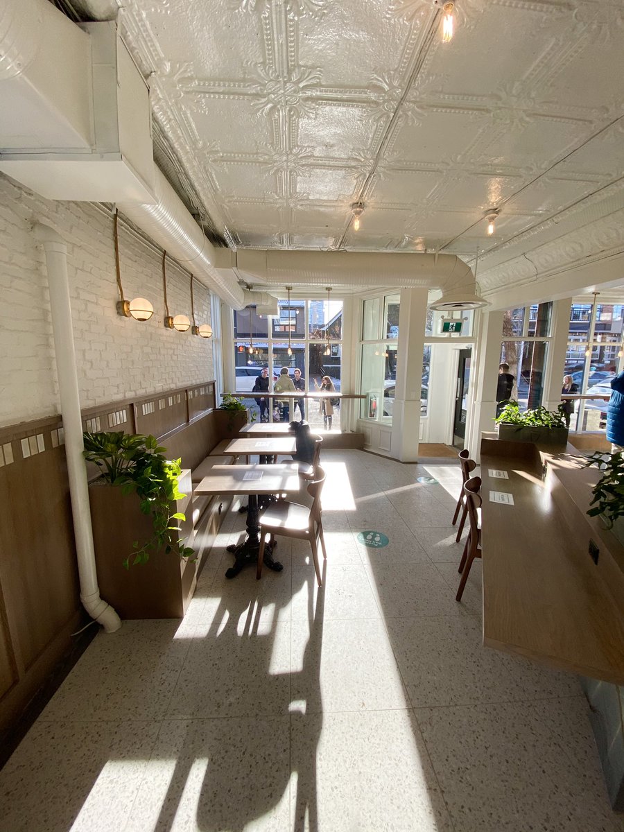 cduker's tweet photo. Stopped in at the new @devillecoffee spot in Kensington. Chatted with the co-founder, and this is their eighth location. βοΈ@kensingtonYYC #CalgaryMade #SupportLocal π¨π¦ https://t.co/Vkj8pmhjjt
