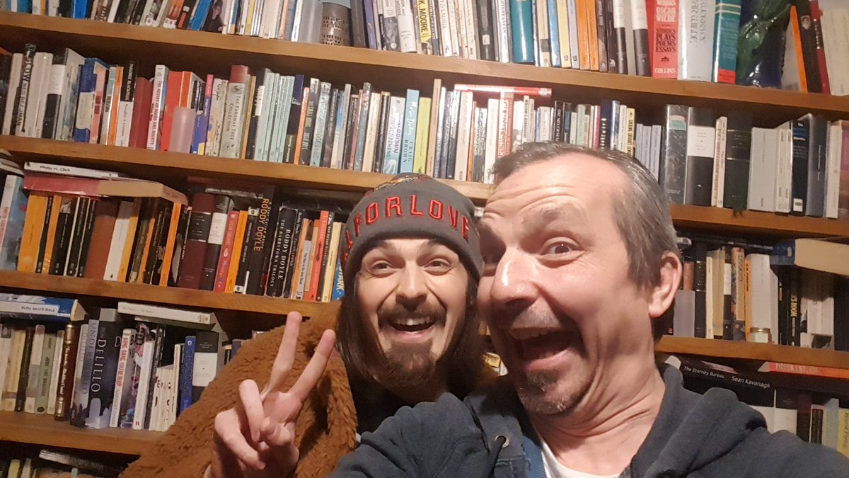 UnrealcityArt's tweet photo. My science consultant for #MoreThanGlass nipped over for his tea.
It's all right.
We're bubbled. https://t.co/tBFAVVzc1a