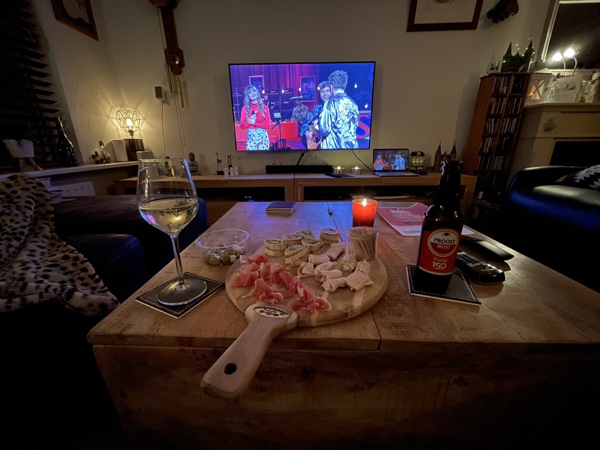 Top, eerste show waarbij 608500 mensen op de eerste rij zitten👏👍#amstellive  #vriendenvanamstellive