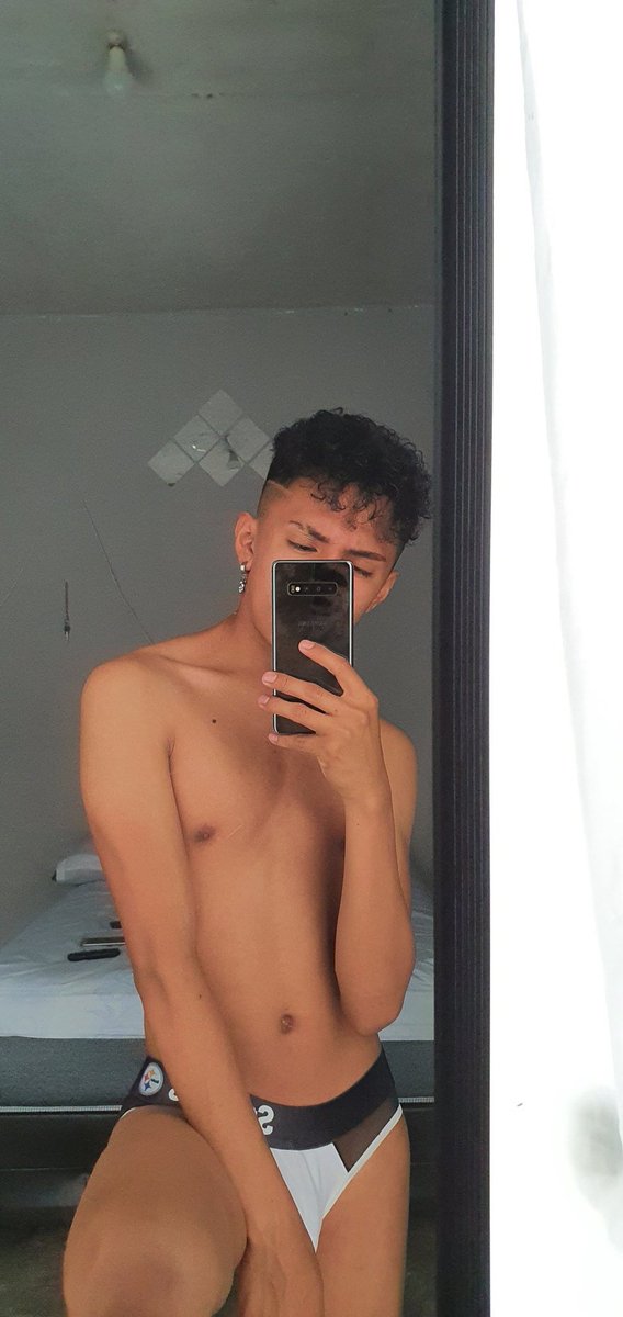 alejandro_taft's tweet photo. #twink https://t.co/LmdwOeZXBu