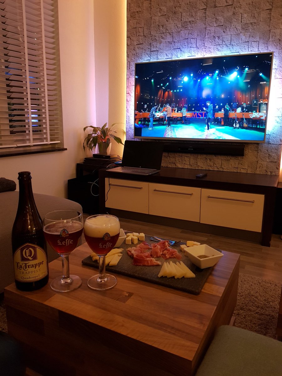 Heerlijk avondje online de kroeg in! 🍻 #VVALS21