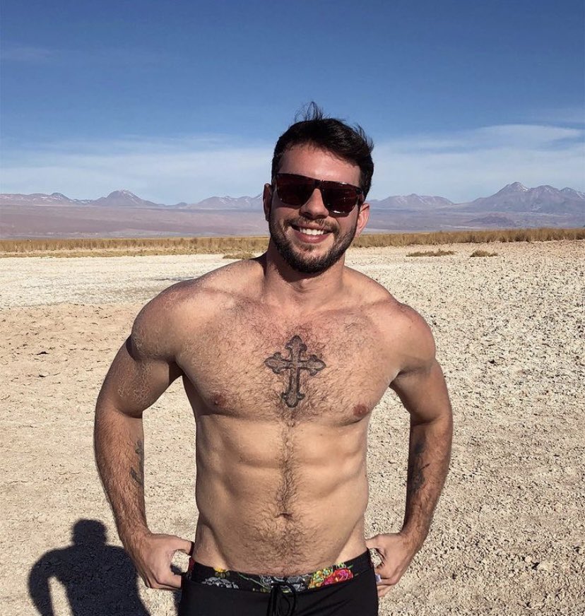 MenLounge's tweet image. 