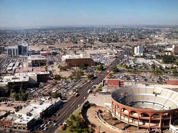PepilloTj664's tweet photo. Hoy #BajaCalifornia cumple 69 años 

#RETWEEET 
#Retwett 
#RTしたbotとペンを迎えにいく 
#RTした人全員フォローする 
#RTしたnrさんで気になった人お迎え https://t.co/kvNESztW7n