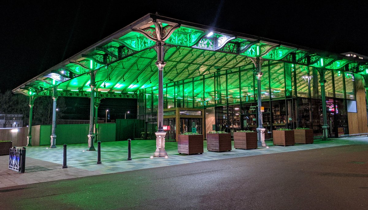 TonyWorrall1's tweet photo. Changing lights at Preston Market. Worth a look on your lockdown 'exercise walks'. Also why not pop in the market when open.

@prestonmarkets @MarketingLancs @prestoncouncil @printandgiftbox #market #night #lights @pickles_preston #colour https://t.co/vsbc2hcR2G