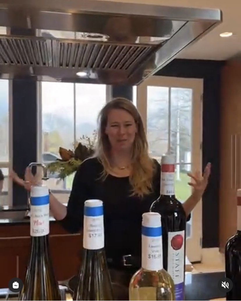 SueAnnStaff's tweet photo. Sizzlin' with SAS: Seared Steak & Mountain Bell Merlot https://t.co/DWUminpbxn via @YouTube #VQA #teamMerlot #Merlot #ONwines #siplocal #steaklocal #drinkOntariowine #winemakerskitchen #kitchenadventures https://t.co/aFHKFHd40V
