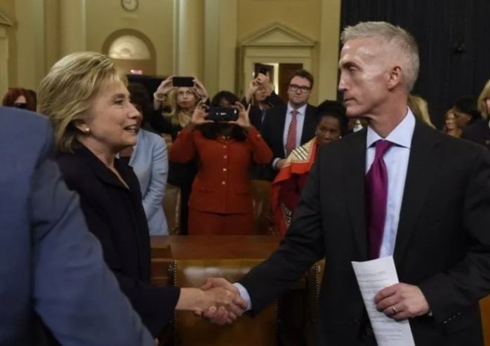 They say a picture is worth more than a thousand words, and they are not wrong. I think you can understand the hatred so many have for Clinton by studying just a handful of stills.Here she is with  @TGowdySC after her grueling 15 hours of BenServerEmailGhazi testimony.