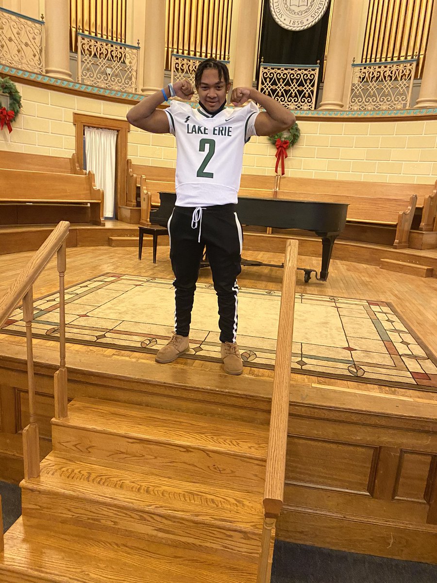 COMMITTED‼️ <a href="/The_CoachBaker/">Reginald H. Baker II</a> <a href="/BookerTFB/">B.T.Wildcat Football</a> <a href="/CoachOnkka/">Ryan Onkka</a> <a href="/tommyjoewhiddon/">Tommy Joe Whiddon</a>