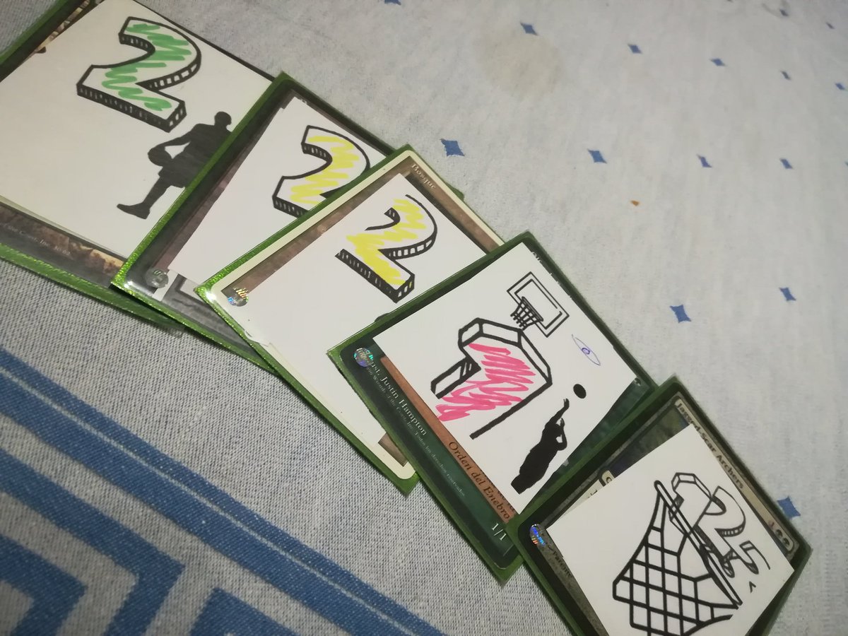 naupuig's tweet photo. Jugant i tastejant!! 😍😍😍
"Ligreto de des" #shmidt + "75GnomoStreet" @zacatrus + "Cistella 21" #proto (primera prova a 4 jugadores).
Conclusions:
-funciona genial a 2-4👥.
-afegir 2 canvi.
-fer una targeta resum.
-ganes de jugar-hi més.

#content https://t.co/KBMQsWhqto