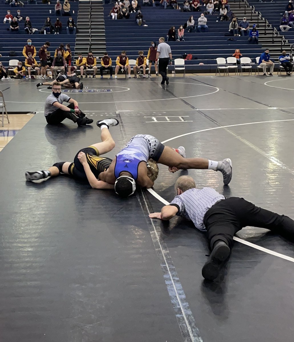 With 4 falls today, JJ moves into 10th place on the all-time falls list with 62! OOOSSS!