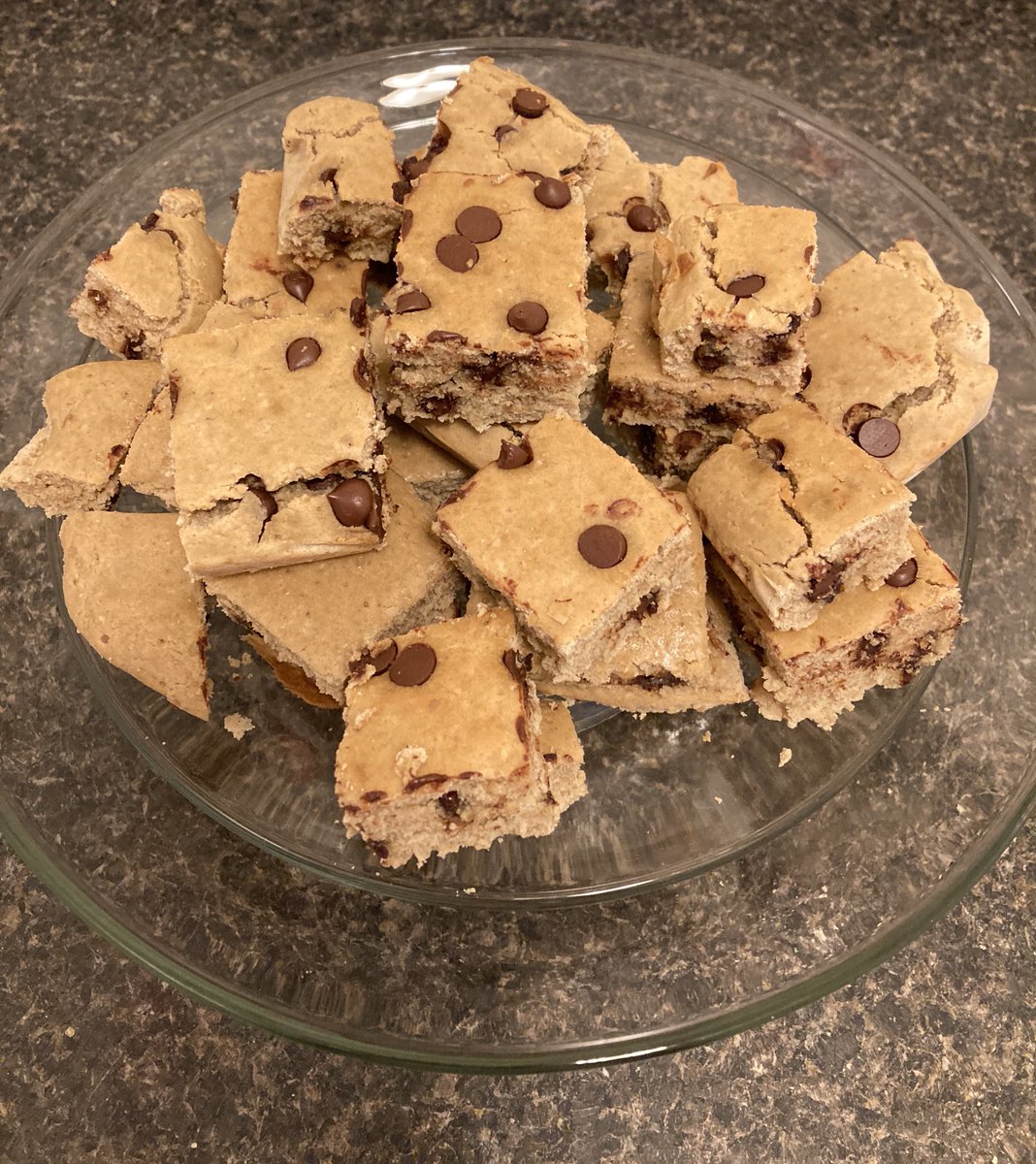 Happy Blondie Day!  # National Blonde Brownie Day  I love a good blondie!
#NationalBlondeBrownieDay
bit.ly/Blondies1