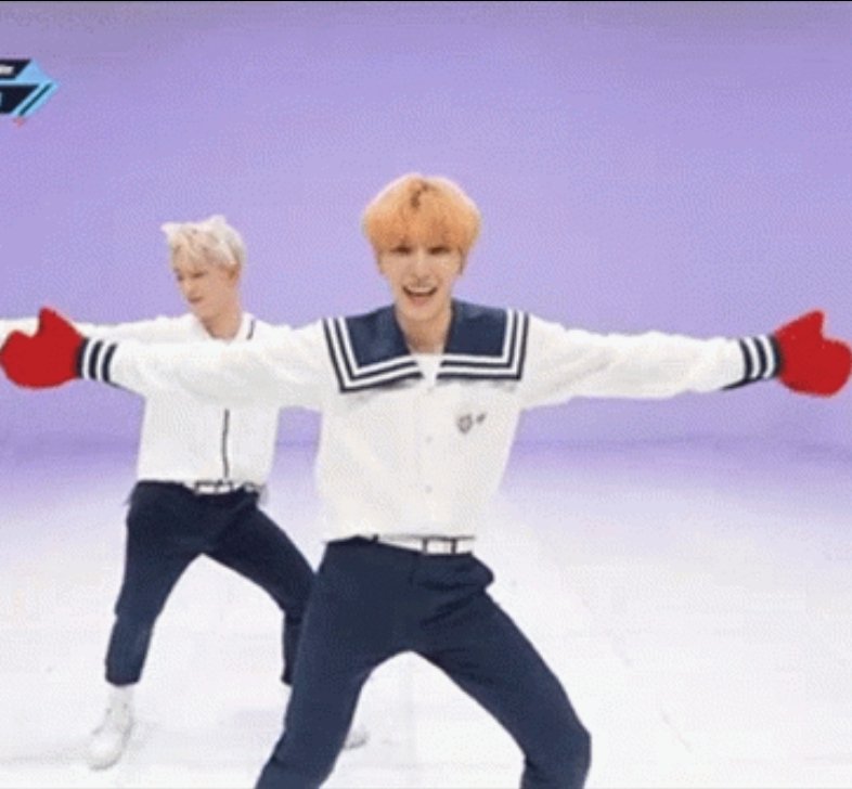 JunheesClover_'s tweet photo. He actually does a lot of flying in choreos, so what im thinking is that he isn't a regular squirrel... he's a flying squirrel!
@official_ONEUS
#ONEUS #원어스
#ONEUS_DEVIL
#DEVIL_D2
#DEVILISCOMING
#ONEUSISCOMING https://t.co/CW10vQCf50