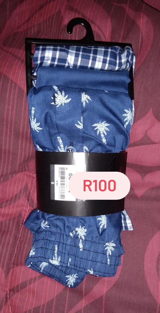 mfeziGigaba's tweet photo. So I have finally discovered my best hustle is selling clothes 🙌. https://t.co/XPWCraqI0z
