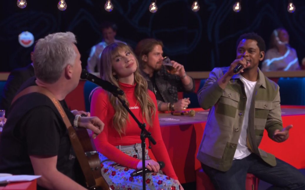 Vrienden van Amstel Live: dichter bij livebeleving komen we niet meer - (Premium) https://t.co/tIy7DKj07w #vval https://t.co/Rs6luLxG0N