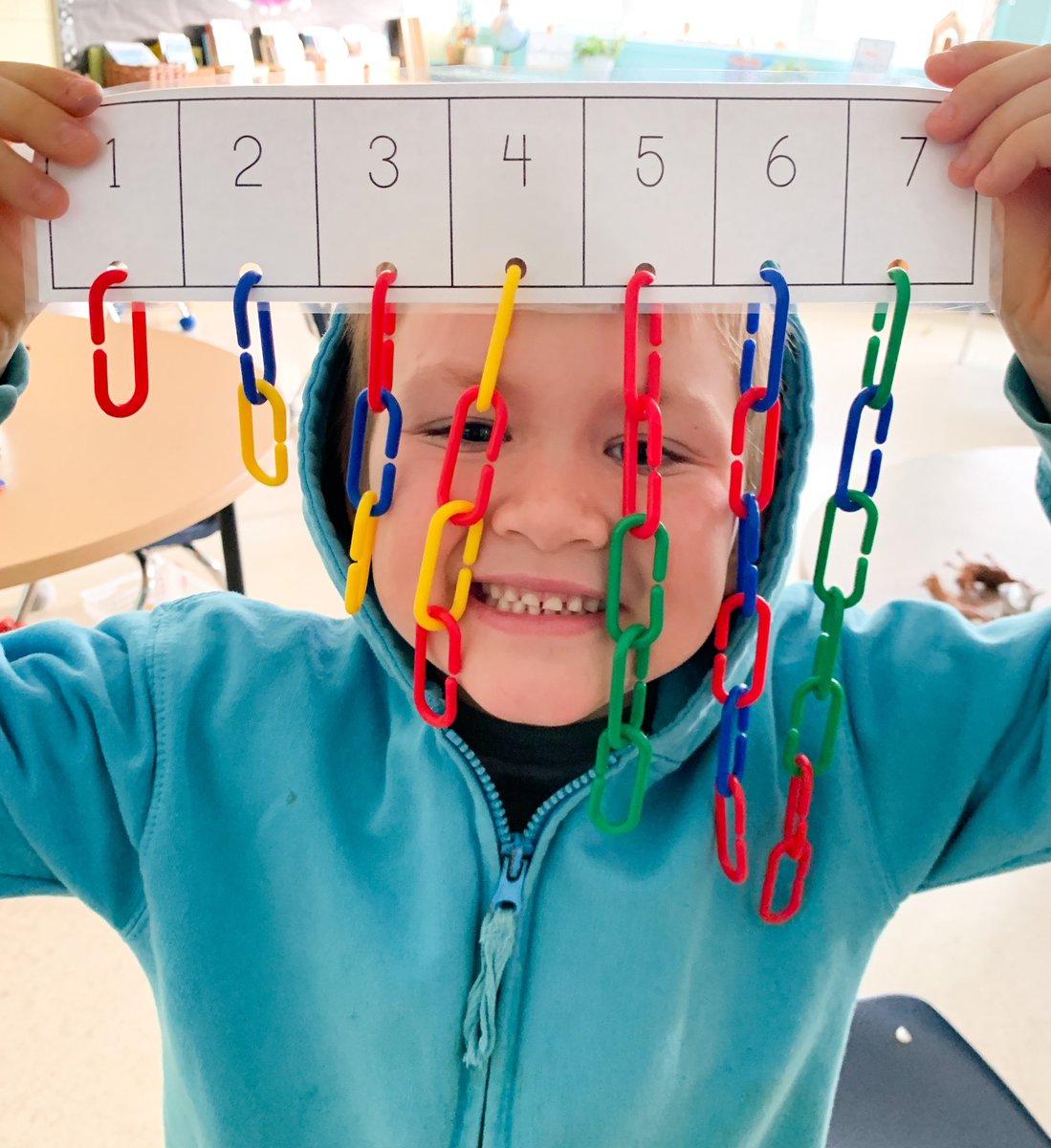 KinderREMS's tweet image. ⛓Linking and matching numbers!⛓