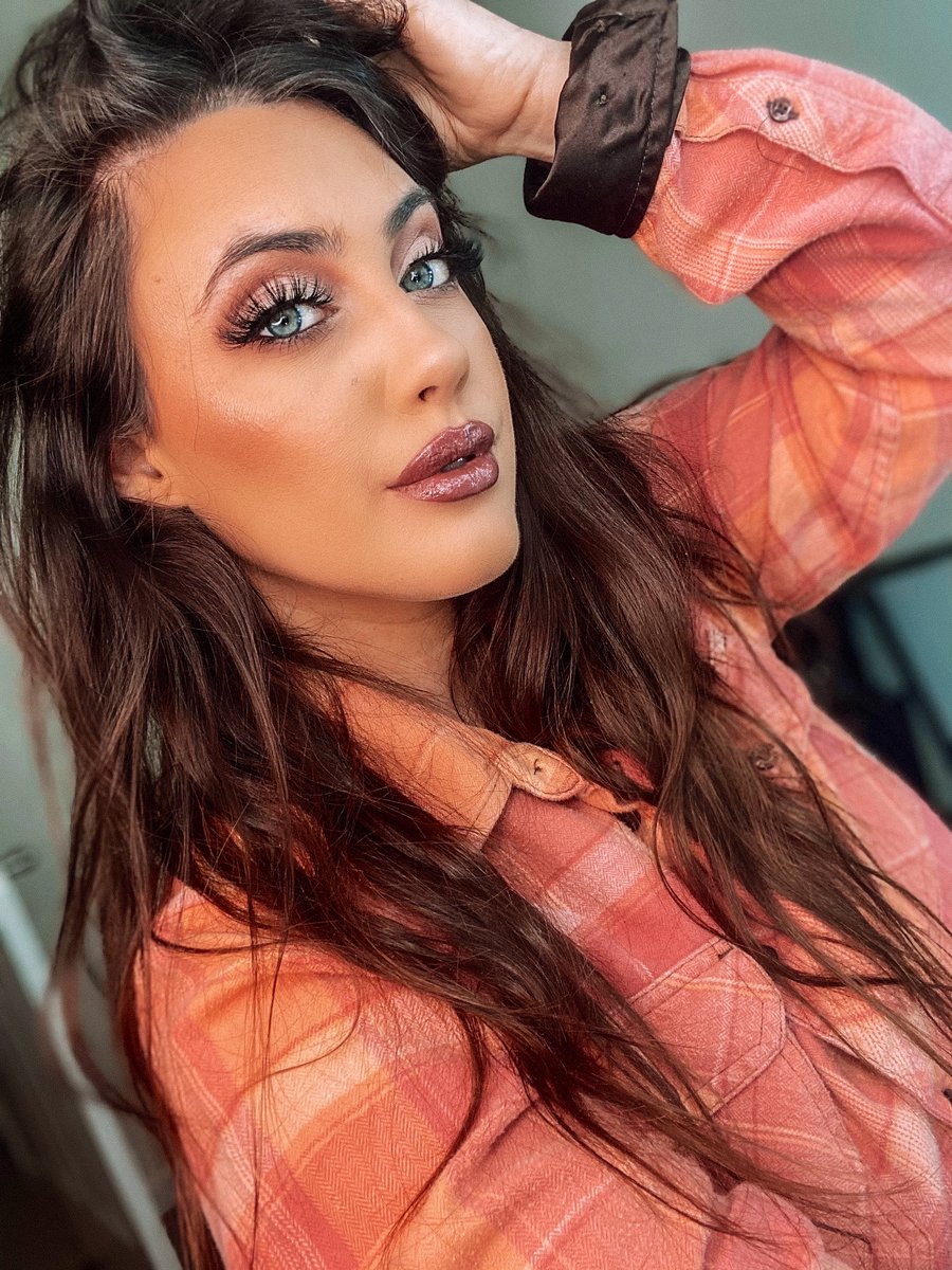 Stephanie Dores tweet media