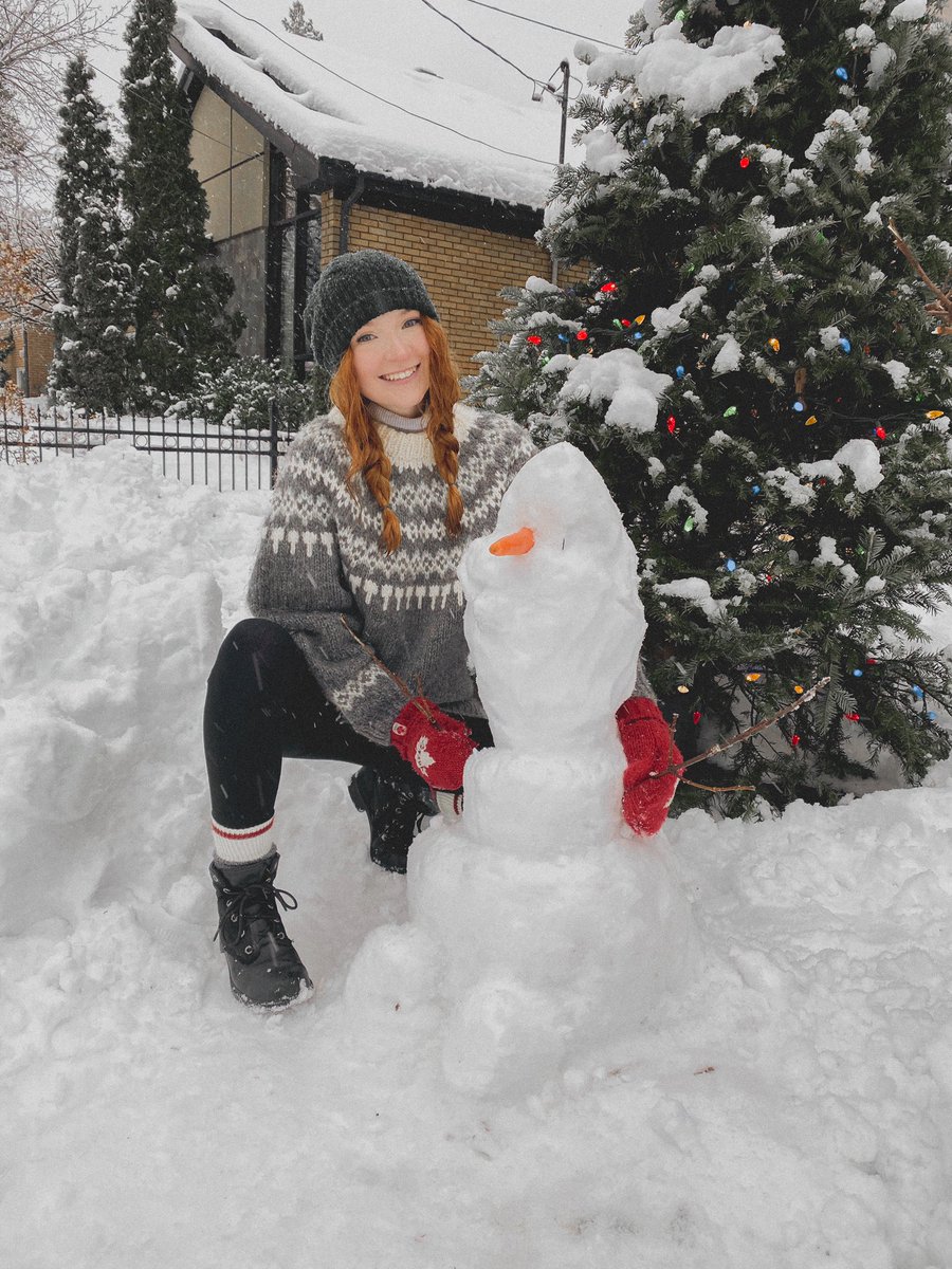 Ari’s Midnights tweet media