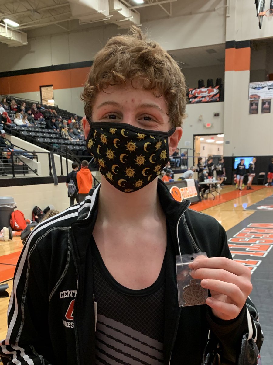 Wrestle_CHS's tweet photo. Republic Tournament Placers!!! Catherine Dutton 1st, Isabella Richardson 1st, Lucas Gideon 2nd, Gaven Bremenkamp 2nd, Jinx Lashley 3rd! GO DOGS!!! @Central_AD https://t.co/Oy85Oxtfxq