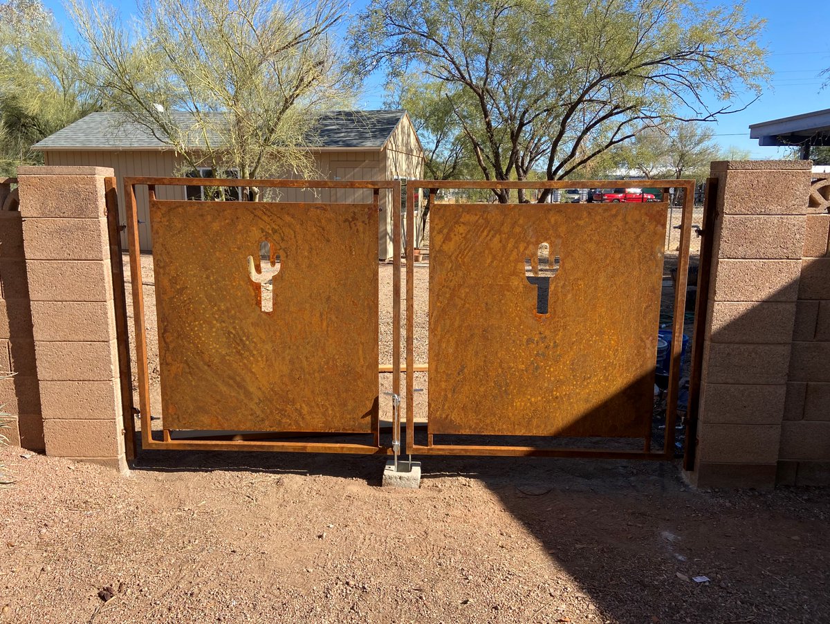 AZBackyard's tweet photo. Make a statement with your entryway! We can create custom-designed gates and entryway metalwork for your home or business. Get a custom quote today! https://t.co/kTchmaimCf #firepittables #azbackyardcustom #custommetaldesigns https://t.co/Wjq08395Wx