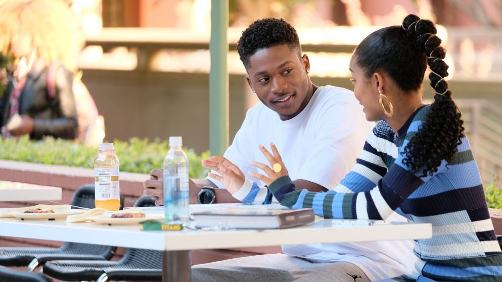 zoey should’ve stayed with cash. he was fine as hell and he was a basketball player who was about to make money. she fumbled