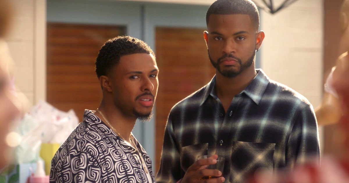 grownish has a bunch of plot holes. remember that one episode when doug, aaron, and vivek were outside at night and a car just started shooting? there was no follow up on that