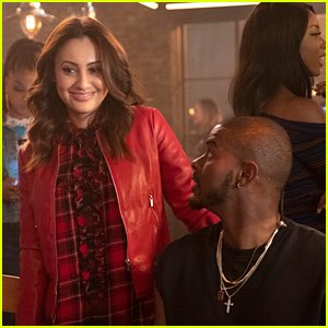 aaron should’ve been dragged for hooking up with ana. she’s a whole ass republican and he’s supposed to be an activist