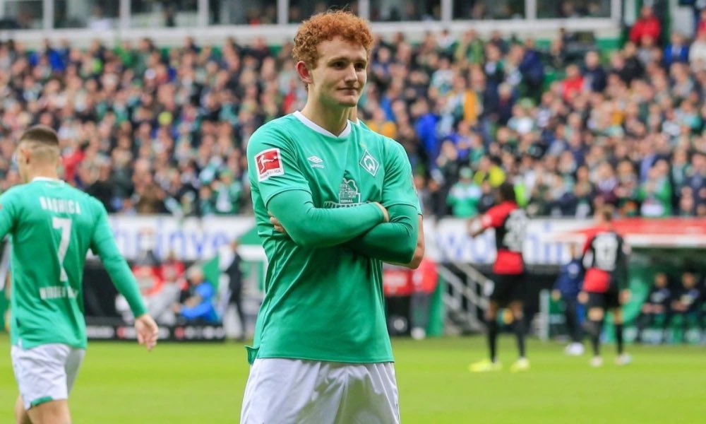 Josh Sargent.. many forget how little chances he was getting a year prior to this season and now the coach considers him a must started in his lineup.. the goals may not be flooding in currently but it doesn’t change the face that he is a key player for Bremen..  #USMNT