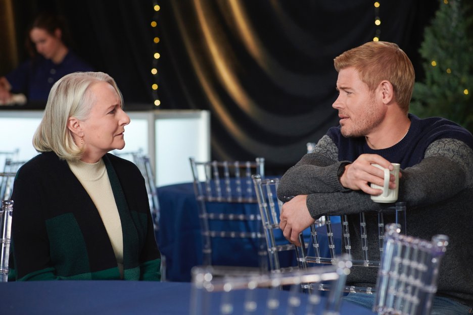 hallmarkchannel's tweet image. Woah! Justin’s @TrevDon future could be taking him in a new direction! What could this mean for him and Kayla #CharlotteSullivan? #TwofortheWin #NewYearNewMovies