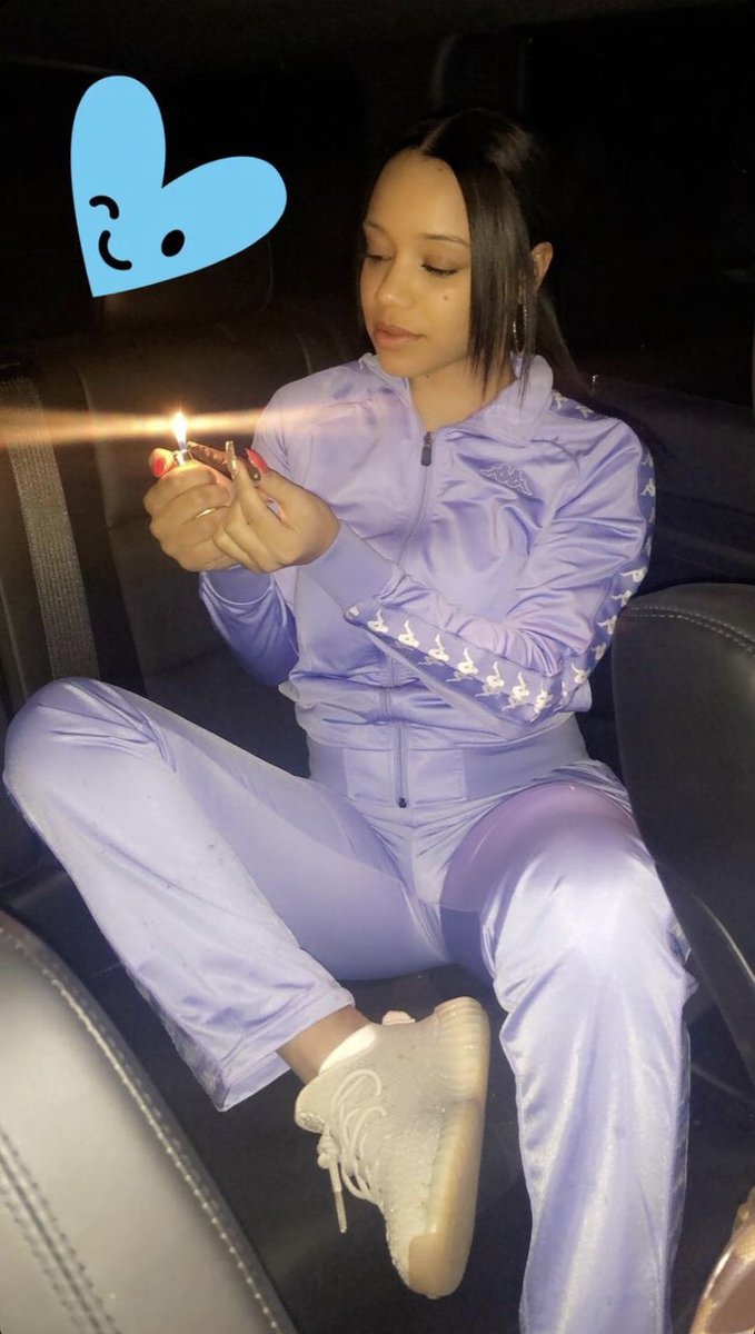 DaRealFlydon's tweet photo. Damn RIP to my sis I truly miss you shit crazy how life works may you sleep in a better place love you forever 🤞🏽💜👼🏽 #ForeverAlyssa! https://t.co/fa7e1Qw1Z9
