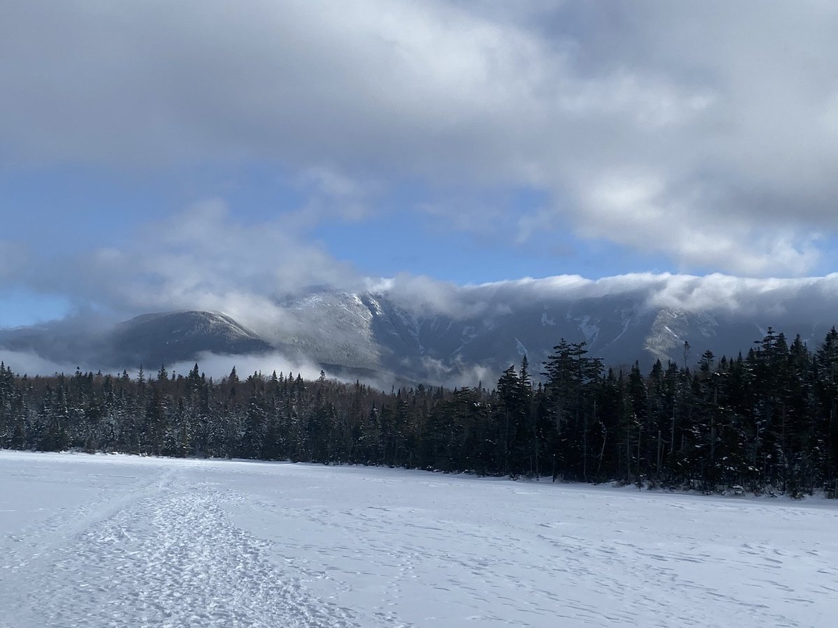 hollyfiola's tweet photo. Winter hiking captures. Lonesome Lake NH https://t.co/Z8SCgndJWd