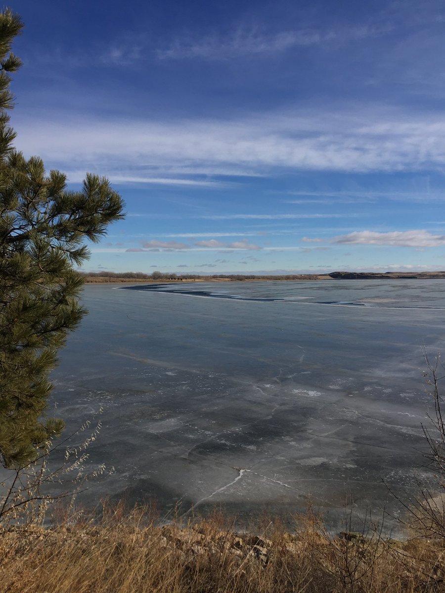 PerkinsSheriff's tweet photo. ⚠️⚠️⚠️ICE REPORT⚠️⚠️⚠️

Unusual winter has caused the quality of #ice on Shadehill to be very sketchy. Use EXTREME caution when around the ice. Staying off the ice in this condition is the best thing to do. @SDGameFishParks https://t.co/G3igMohXpH