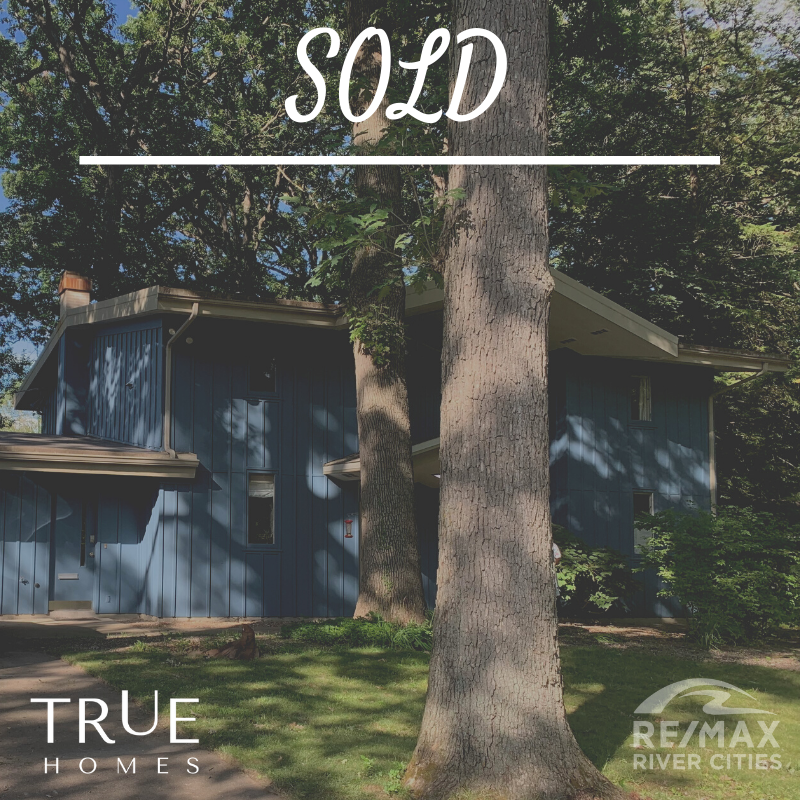 TrueHomesQC's tweet photo. Looking for a unique home like this?
Call or text us at (563) 940-9929 and we will put you on our VIP mailing list to send you only the HOTTEST properties for sale in the QCA!

True Homes
REALTORS®
Licensed in IA &amp; IL
RE/MAX River Cities
https://t.co/jjNvvlMhge https://t.co/T3FNT8u0as