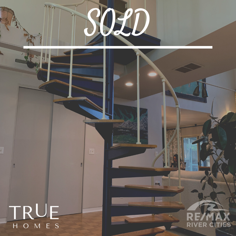 TrueHomesQC's tweet photo. Looking for a unique home like this?
Call or text us at (563) 940-9929 and we will put you on our VIP mailing list to send you only the HOTTEST properties for sale in the QCA!

True Homes
REALTORS®
Licensed in IA &amp; IL
RE/MAX River Cities
https://t.co/jjNvvlMhge https://t.co/T3FNT8u0as