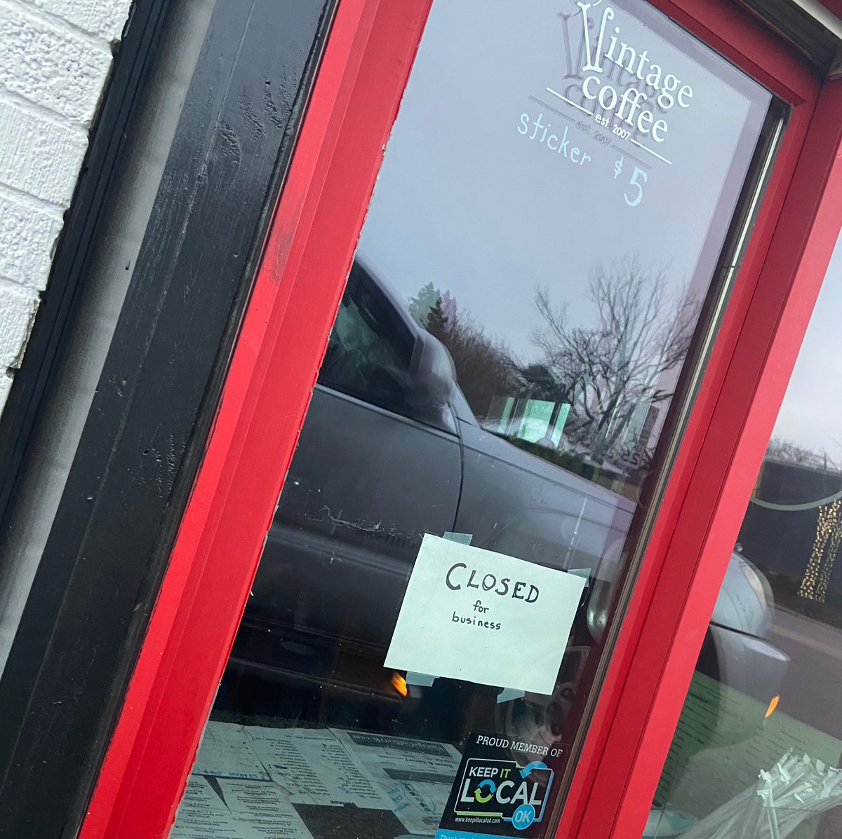 thank you OKC.
i tell people all the time we have The World’s BEST Customers.
today YOU proved it.  single best sales day ever.  best tip day ever.
but the best part was getting to see your faces one last time💚