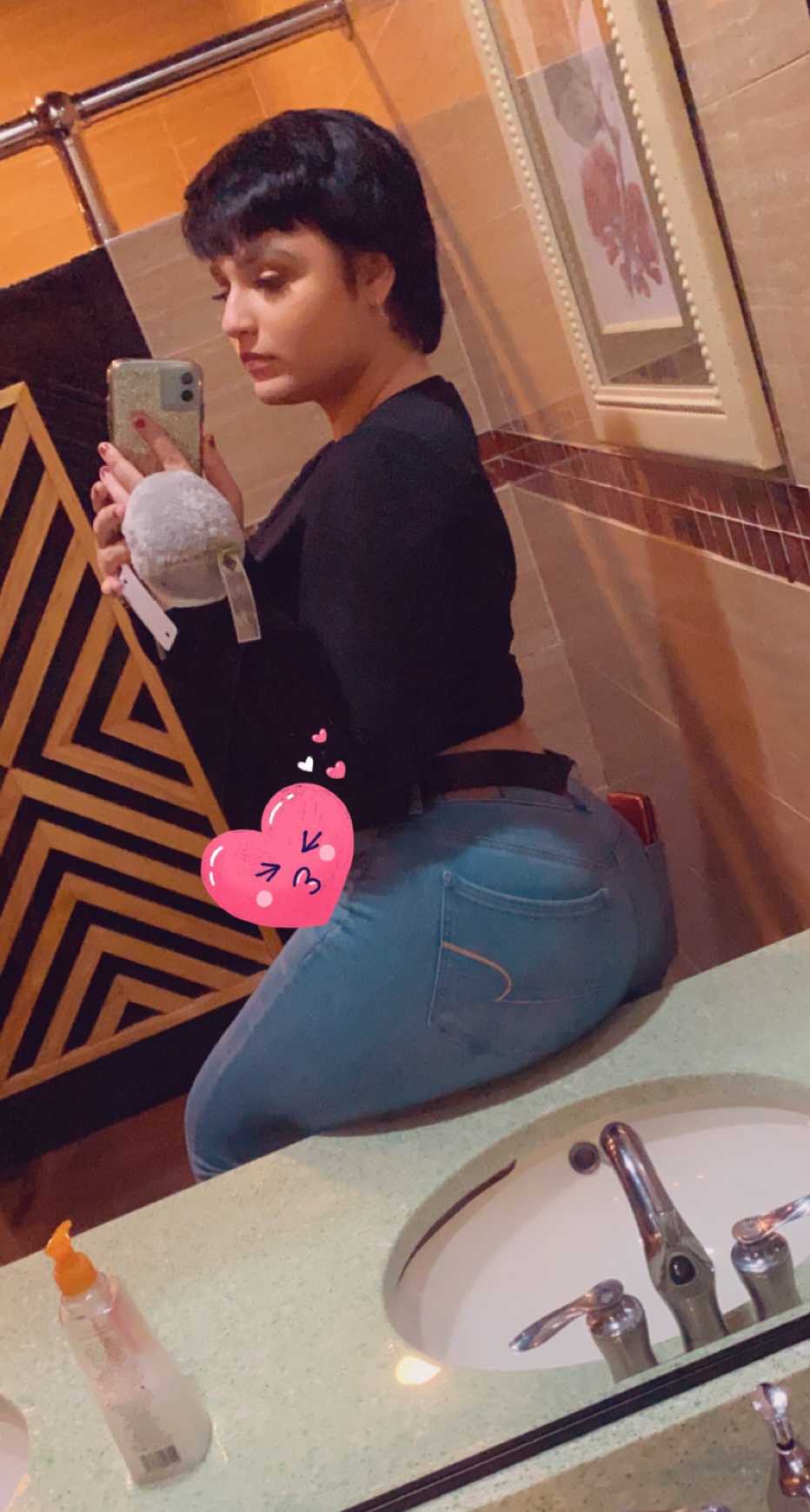 Who doesn’t love a thicc bitch? @onlyfans #ass #thiccc #sexy #nsfw https://t.co/plvdDj7YWo
