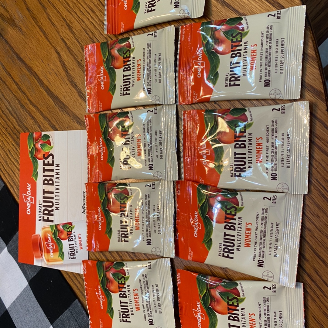 lover111193's tweet photo. Love them #OneADay #OneADayFruitBites #complimentary @Influenster @oneaday_us https://t.co/8KT416Le8X
