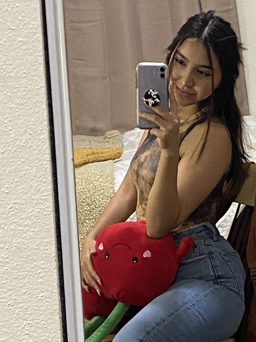 sitting w my 🍒
