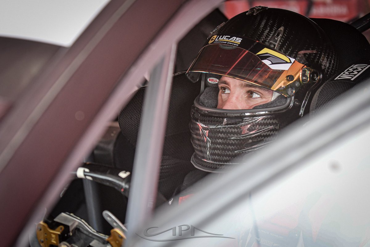 Contando los minutos ⏰👀

Ya listos para la final. ¡Vamos por un gran salto en la lucha por el campeonato! 🏆🚀

#TC2000Paraná <a href="/TC2000online/">TC2000</a>