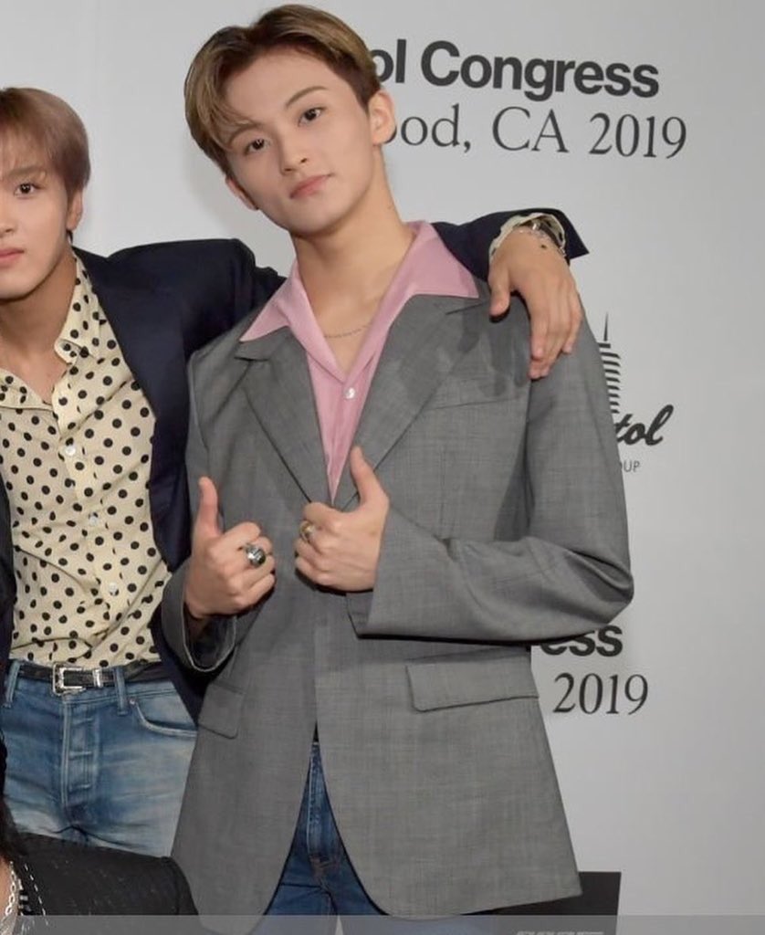 ً (@looksmkl) on Twitter photo 