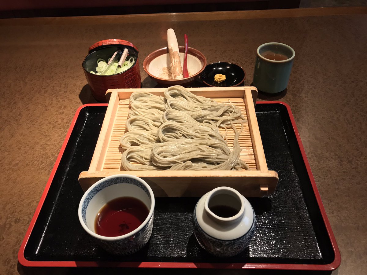 ট ইট র さすらいの旅人 全国各地孤独のｸﾞﾙﾒ 蕎麦のつなぎに布海苔を使うへぎそば発祥のお店で味わう皇室献上の逸品 小嶋屋総本店 新潟県十日町市中屋敷 詳細はこちら T Co Ydyimjylww