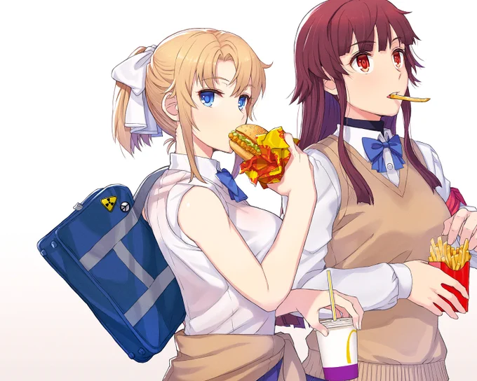 メシ食ってる。 