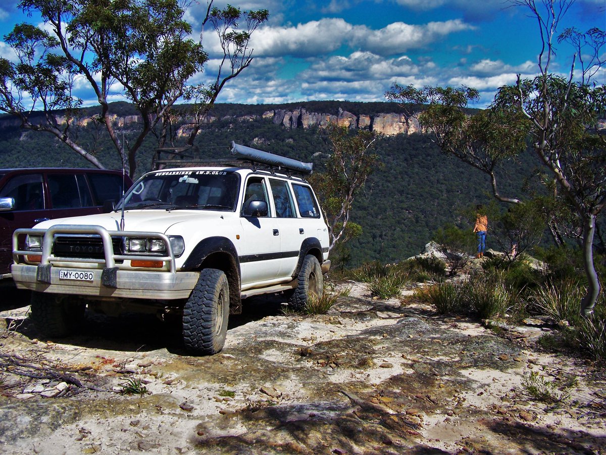 I miss this truck.  The beautiful locations I reached and explored with my 80 series 
#explore #toyota #landcruiser #80series