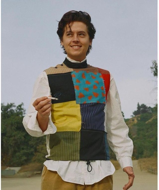 Gisprouse's tweet photo. cole sprouse https://t.co/iBajexwQAU