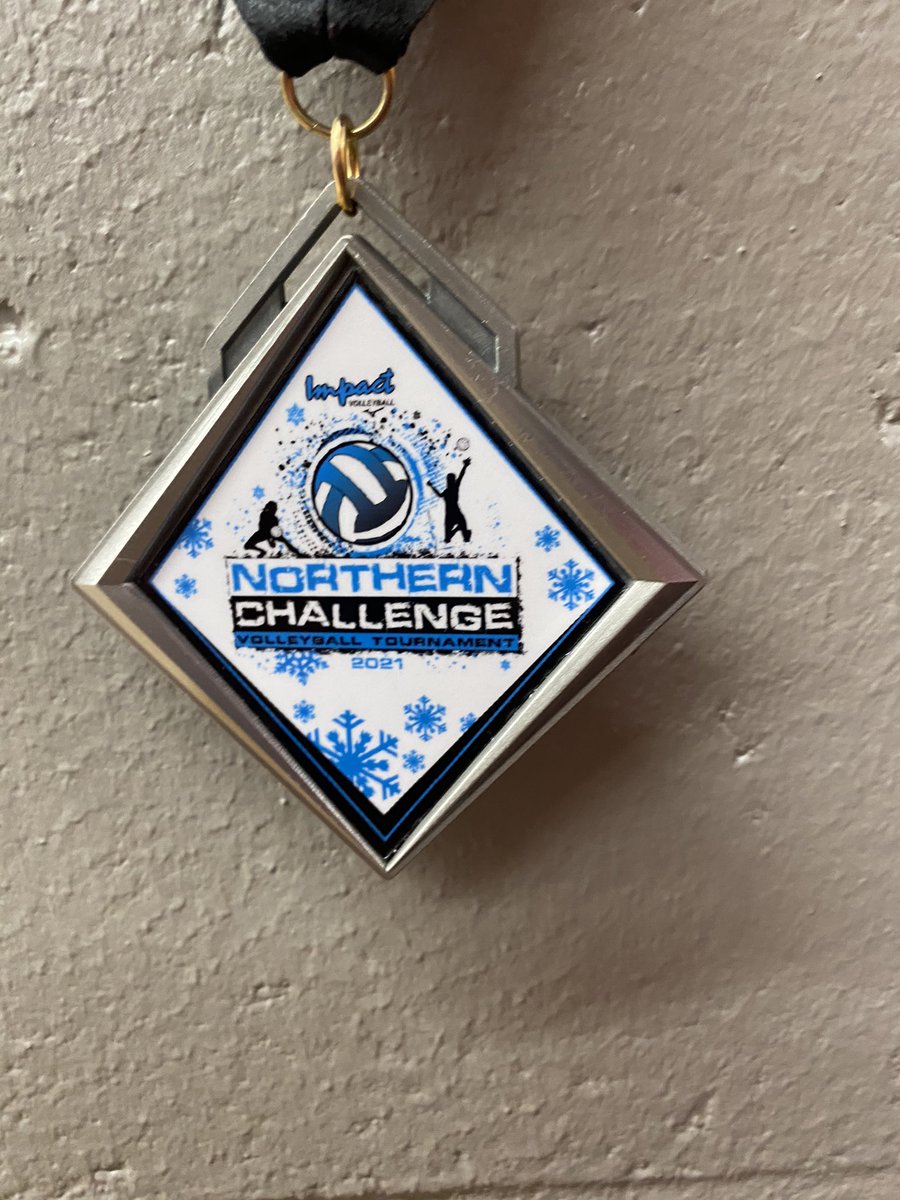 Heat 15s monopolized the Impact Northern Challenge tournament with 15 Red taking 1st in gold and 15 black taking 2nd in gold #heatvbc #volleyball