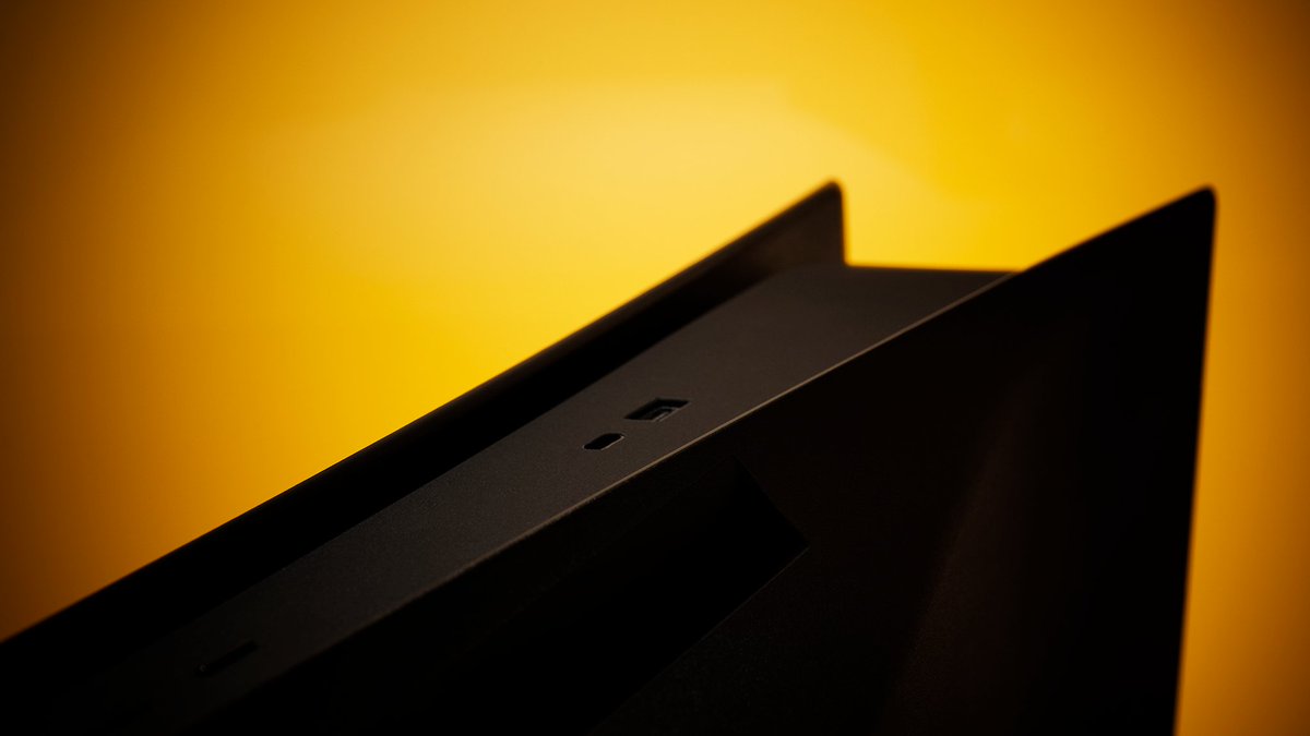 dbrand's tweet photo. .@darkplates release 12/2/21 https://t.co/rJYu1HgCmo
