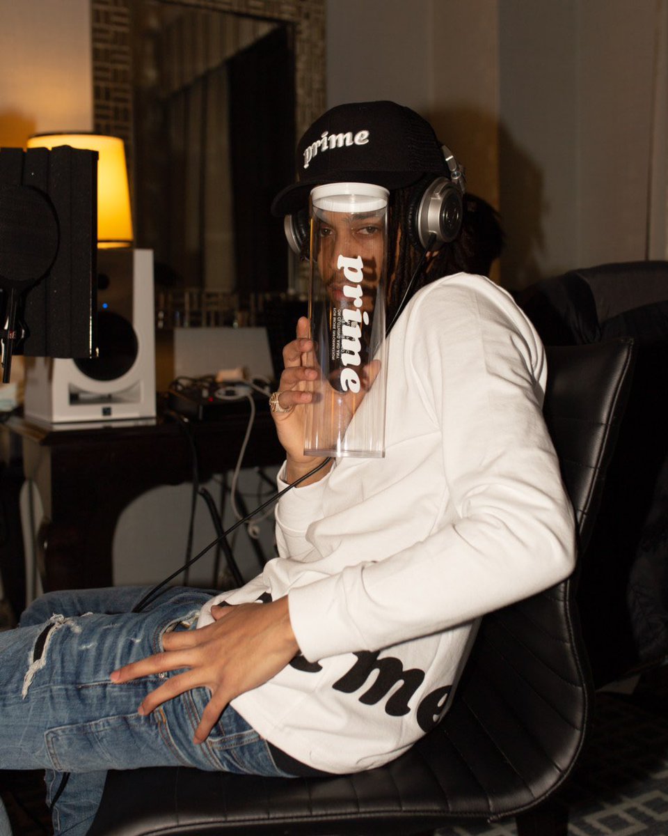 PRIMEforever's tweet image. Young boys going crazy in their prime