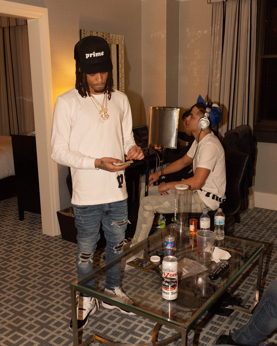 PRIMEforever's tweet image. Young boys going crazy in their prime