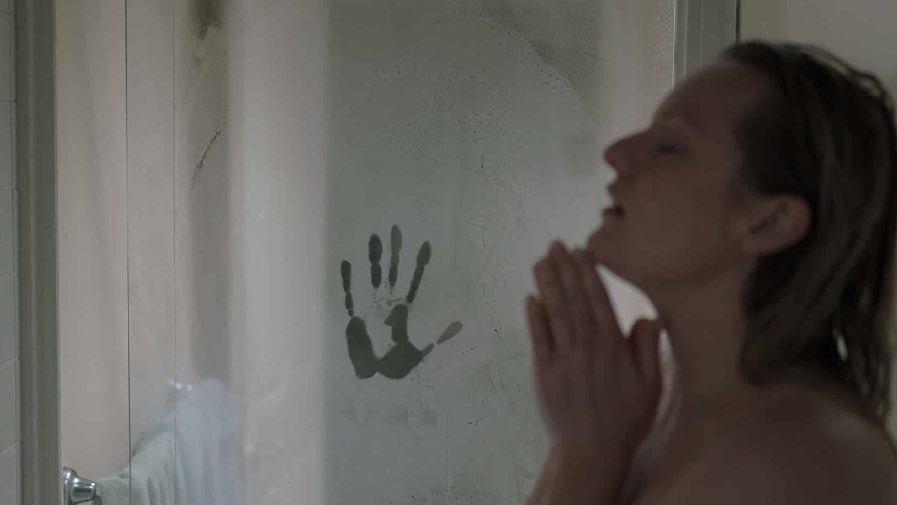 AestheticHorror's tweet photo. The Invisible Man (2020) https://t.co/3FdNe0vmZH