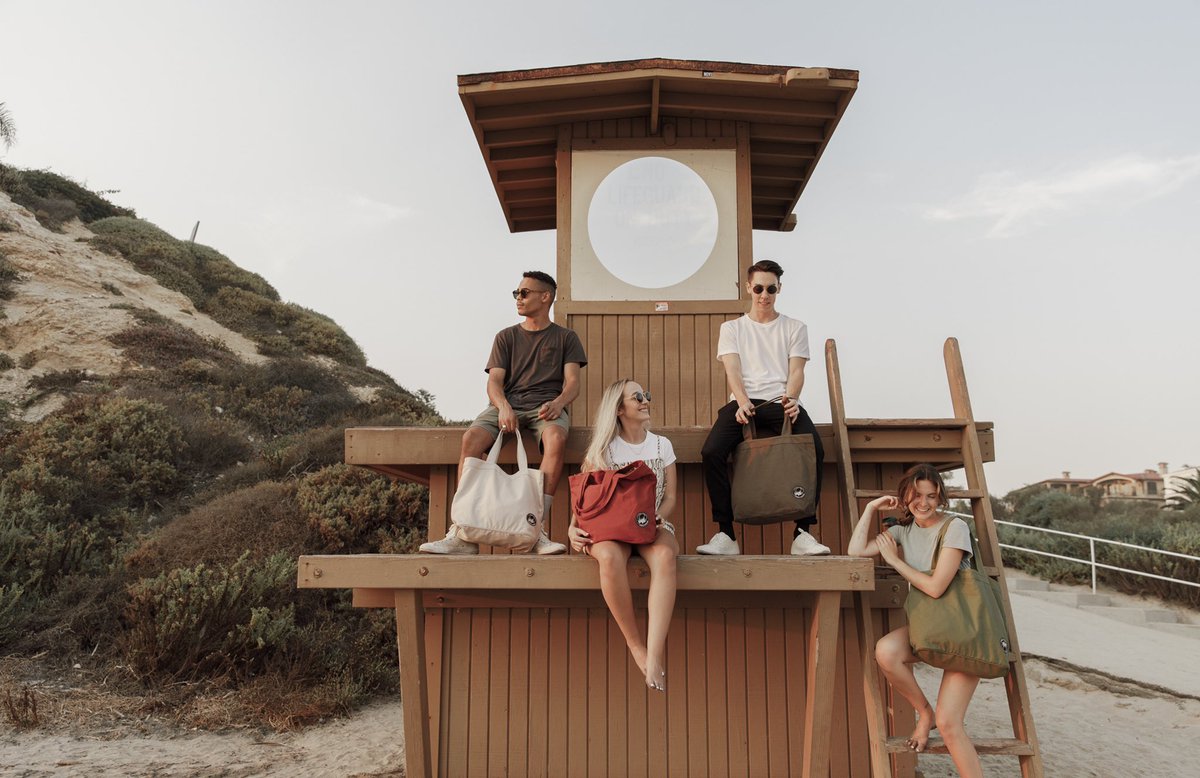 Wiweck's tweet photo. RT @TerraThread: Into the weekend with our tote bags. Shop your favourite color and enjoy 40% discount + Free Shipping 💚
#TerraThread #Organic #FairTrade #ToteBags #Discount #Vegan #Natural #Green #InstaGood #Eco #Fashion #Weekend #Saturday #WeekendV… https://t.co/957inbxFm7