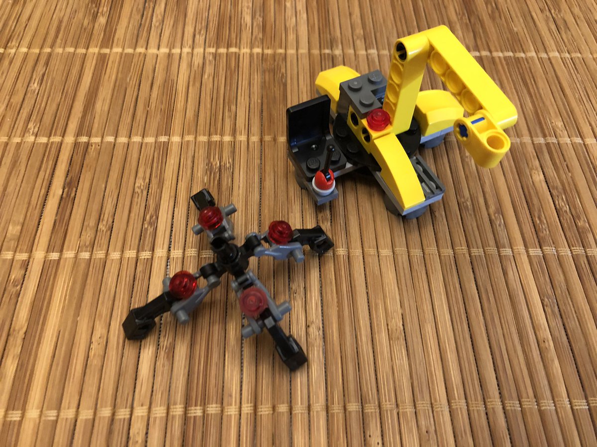 This turns into a crane that goes in this section. No idea what scene of which movie this is from or if it’s just “things likely found in a cargo bay.” It also kind of reminds me of claw machines from 80-90s arcades.  #LEGO  