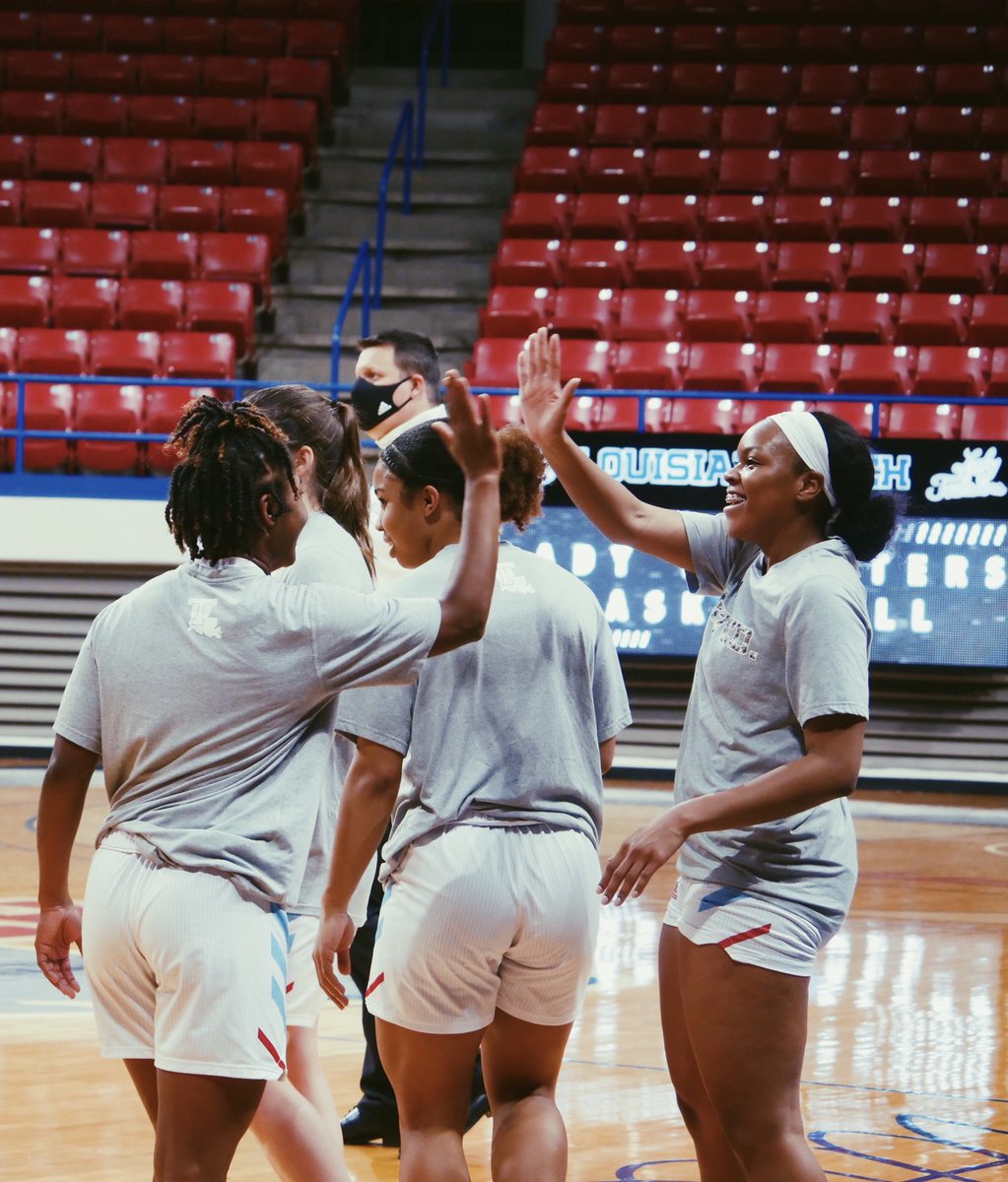LATechSports's tweet photo. Double ๐๐ผ๐๐ผ for a double weekend SWEEP ๐งน!
#GoDogs #GoTechsters #Compete
โฆ@LATechWBBโฉ โฆ@LATechHoopsโฉ https://t.co/nhuTbT5ruh